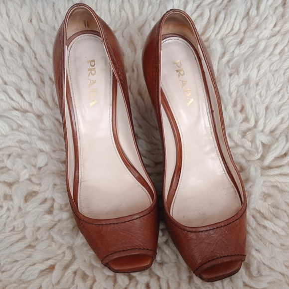 Prada leather wedges - Picture 1 of 8